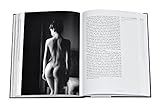 Sensual Nude: Aktfotografie in Schwarzweiß -